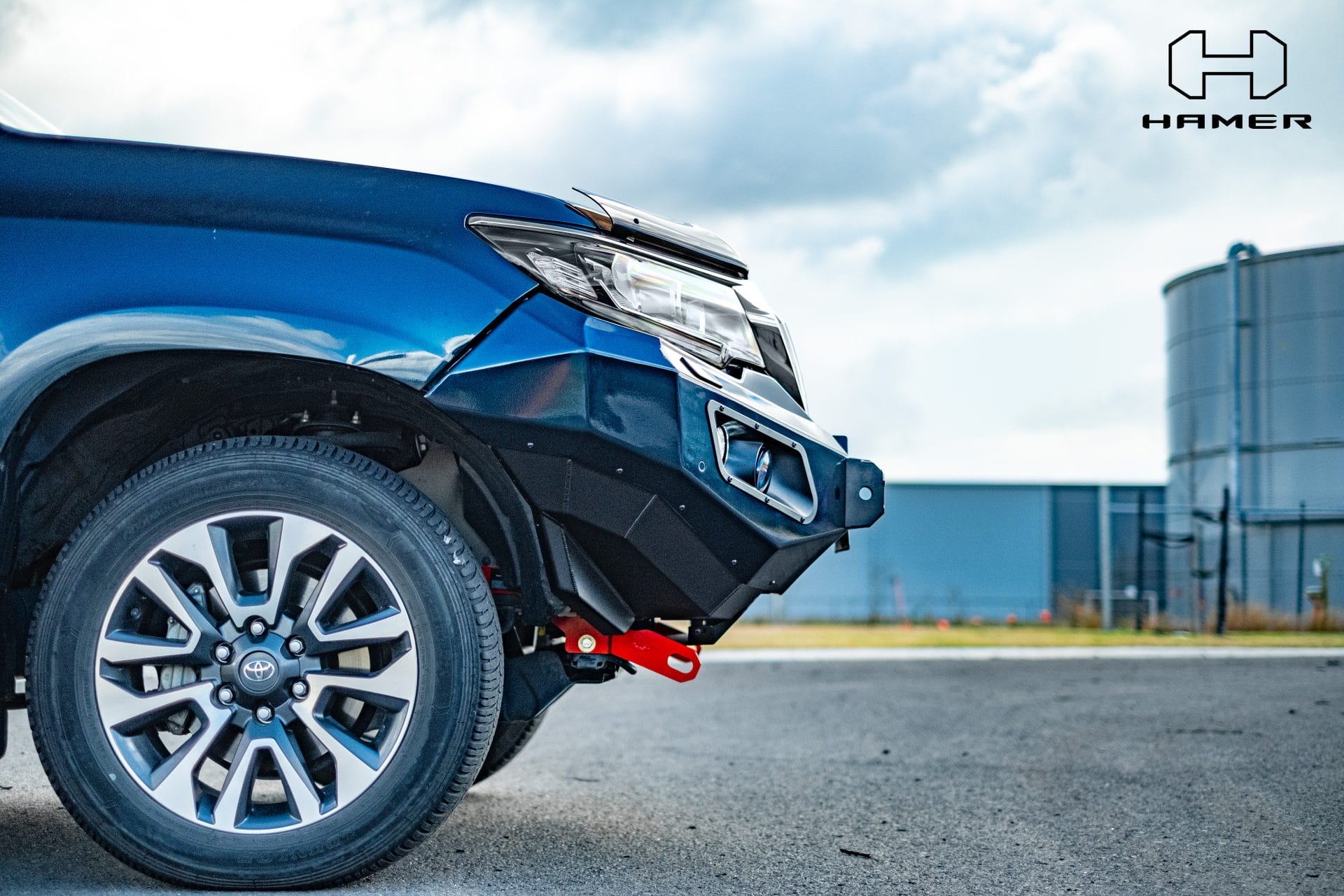 King series bull bar for Toyota Landcruiser Prado 150 Series (2018 - Present) - Image 3