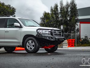 King series Plus bull bar for Toyota Landcruiser 200 Series (2015 - 2021)