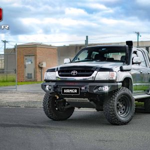 King series bull bar for Toyota Hilux (1997 - 2005) - Image 4