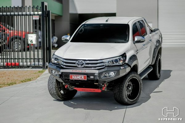 King series bull bar for Toyota Hilux (2015 - 2018)
