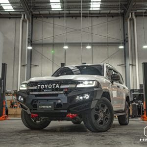 King series bull bar for Toyota Landcruiser 300 Series (2021 - Present)