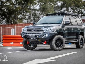 King series bull bar for Toyota Landcruiser 200 Series (2008 - 2015)