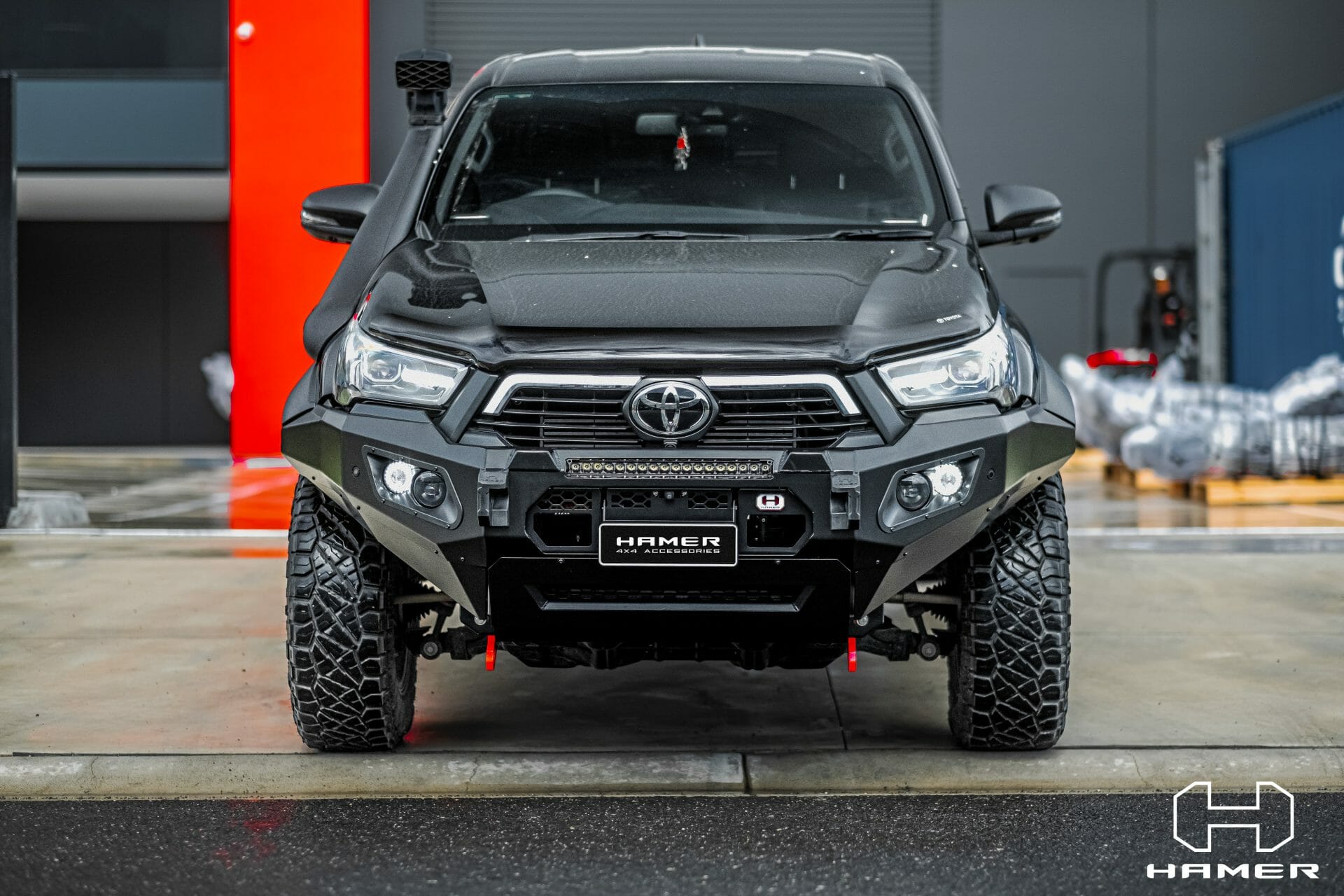 King series bull bar for Toyota Hilux Rogue (2022 - Present) - Image 7