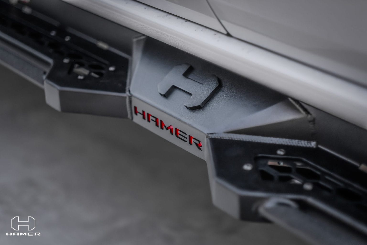 Hamer 4x4 Side Steps: Enhance Your 4x4 Vehicle's Style