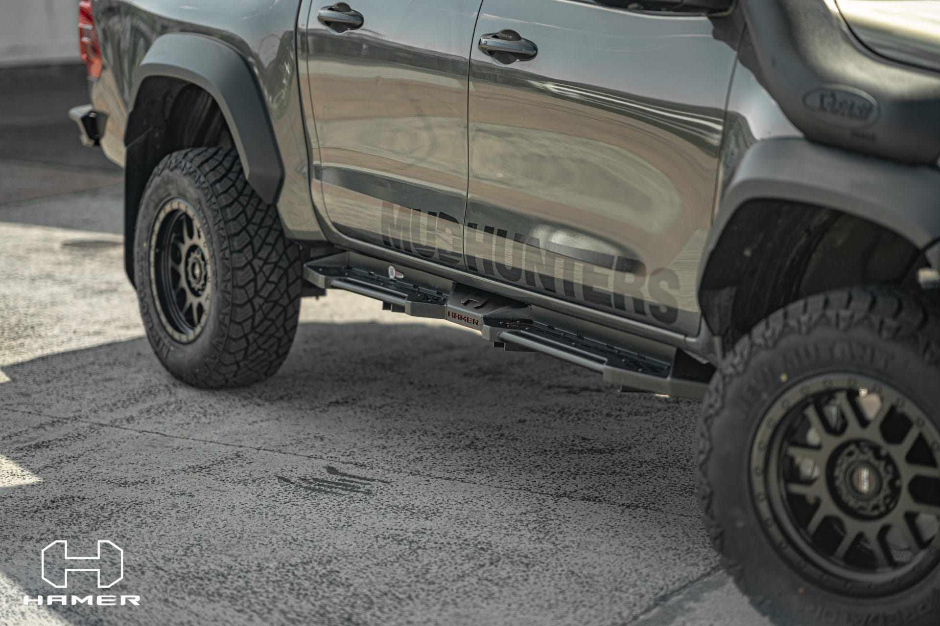 Shadow Side Steps - Toyota Hilux (2024 - Present) - Image 8