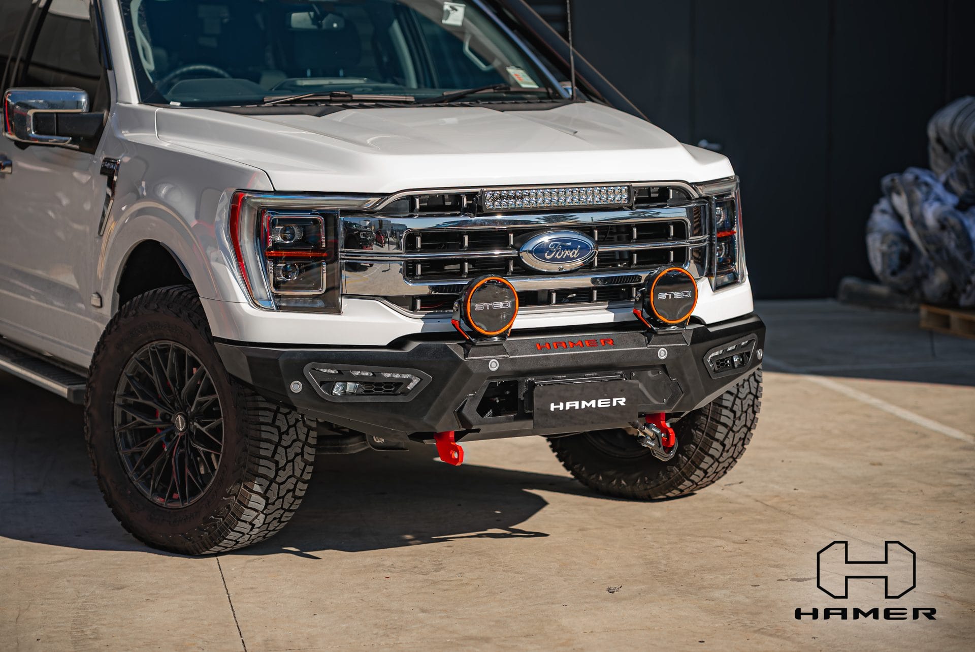 Atlas series bull bar for Ford F-150 (2021 - Present) - Image 4
