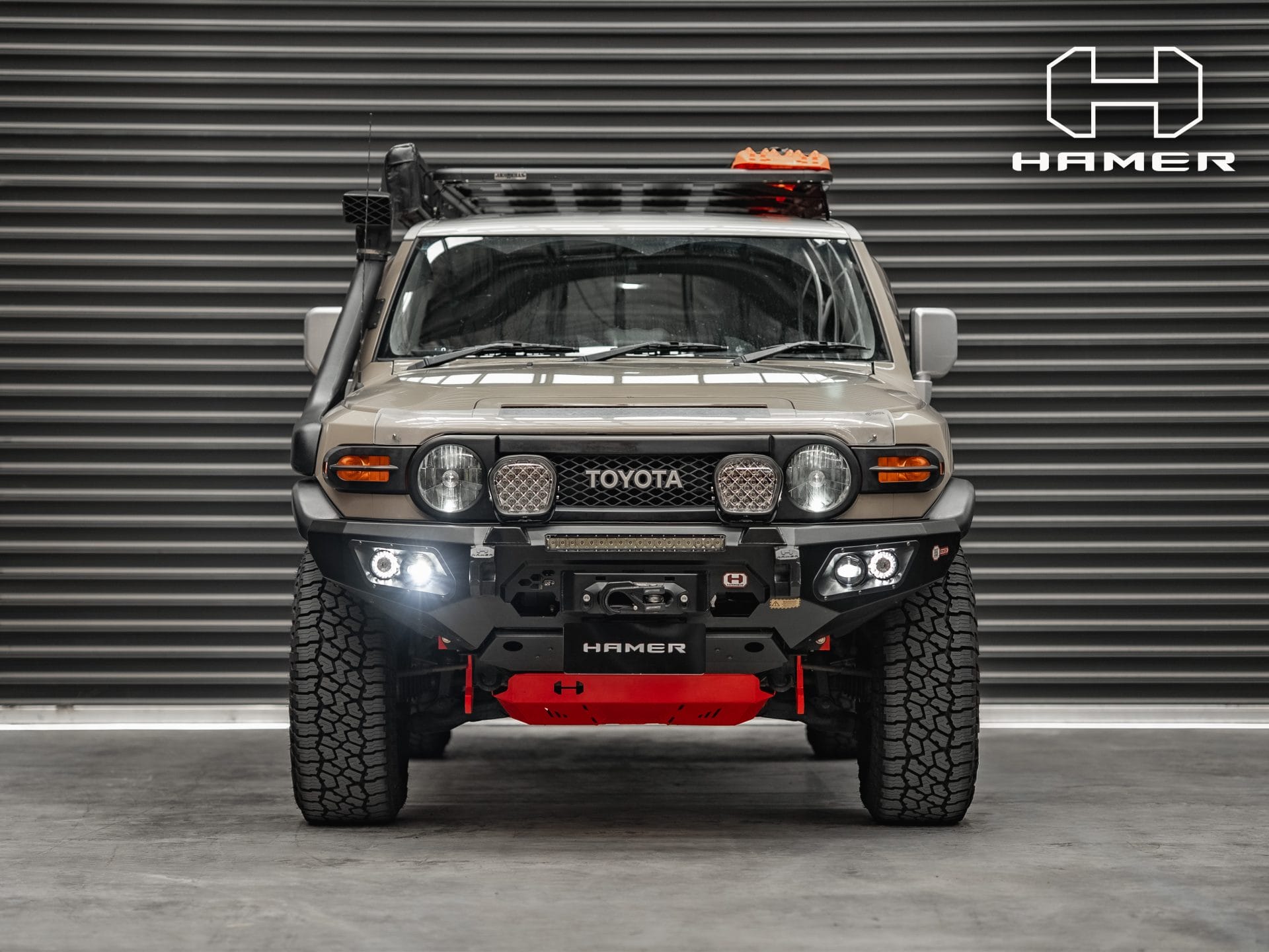 King series bull bar for Toyota FJ Cruiser (2011 - 2016) - Image 3