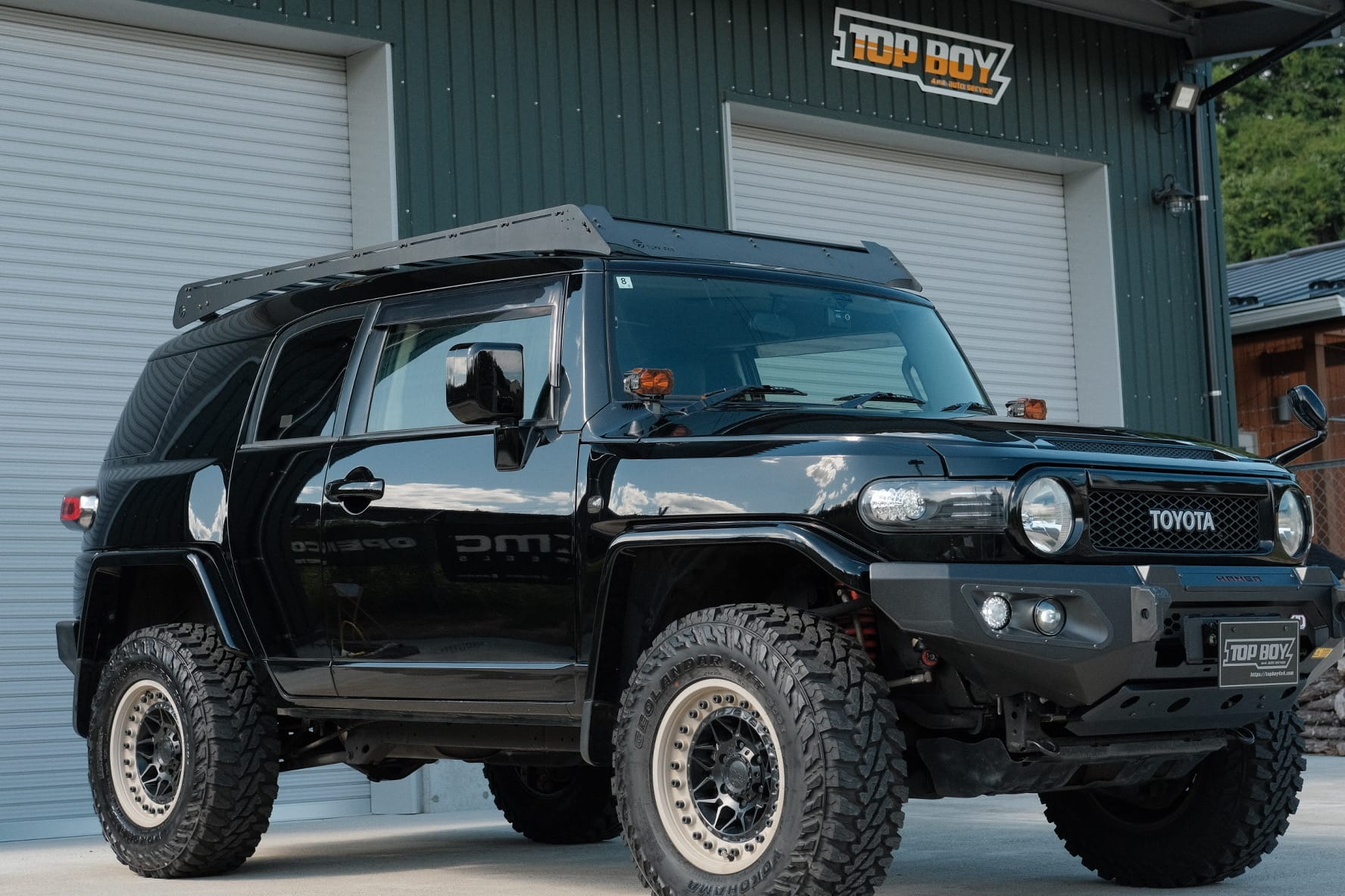 King series bull bar for Toyota FJ Cruiser (2011 - 2016) - Image 12